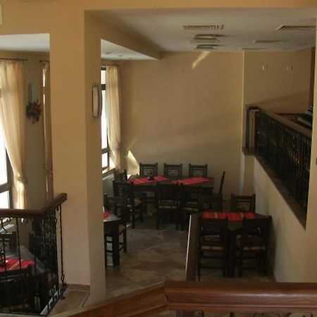 Family Hotel Ilinden Shipkovo  ภายนอก รูปภาพ
